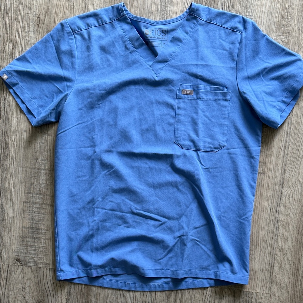 FIGS Men's V-Neck Scrub Top in Bright Blue
